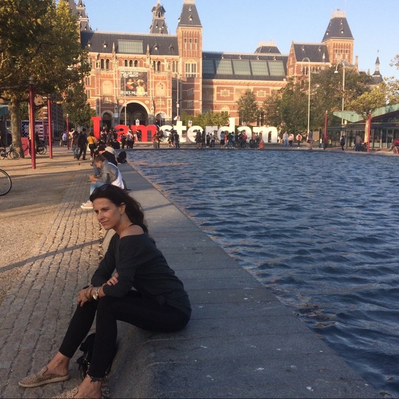 Meet your Posher, Laura - Picture 6 of 8